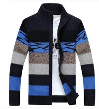 Load image into Gallery viewer, Men&#39;s Knitted Wool Cardigan