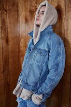 Load image into Gallery viewer, Men&#39;s Streetwear Denim Jacket with Hood
