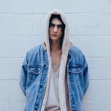 Load image into Gallery viewer, Men&#39;s Streetwear Denim Jacket with Hood