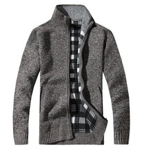Load image into Gallery viewer, Men&#39;s Wool Cardigan Sweater