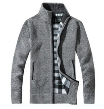 Load image into Gallery viewer, Men&#39;s Wool Cardigan Sweater